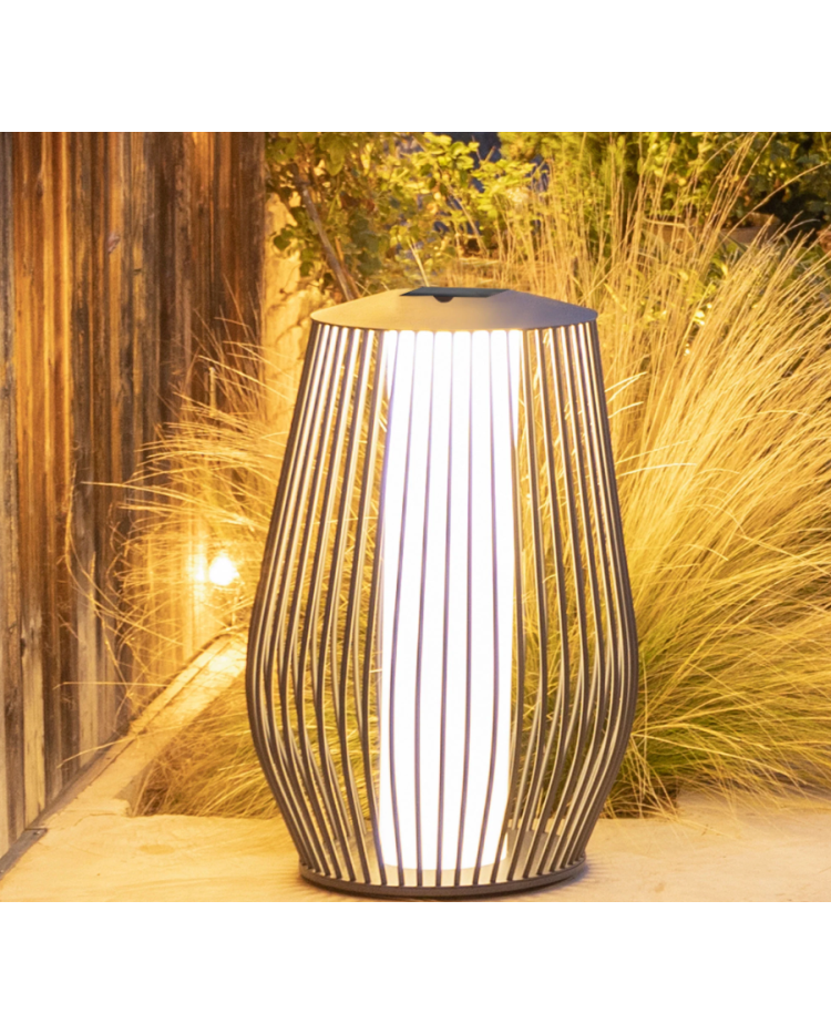 Mandalay Solar Outdoor Light - Graphite aluminum Mandalay Solar Outdoor Light - Graphite aluminum