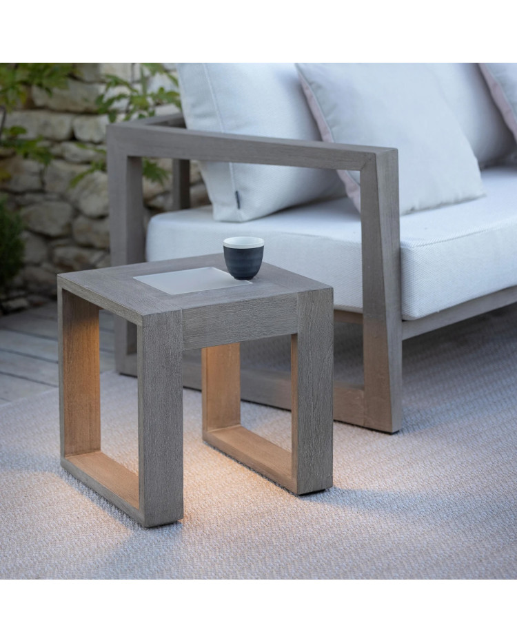 Rancho Glow Lantern Table
