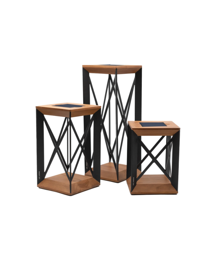 Soho Solar Outdoor Light - Bronze aluminum with TEAK Soho Solar Outdoor Light - Bronze aluminum with TEAK