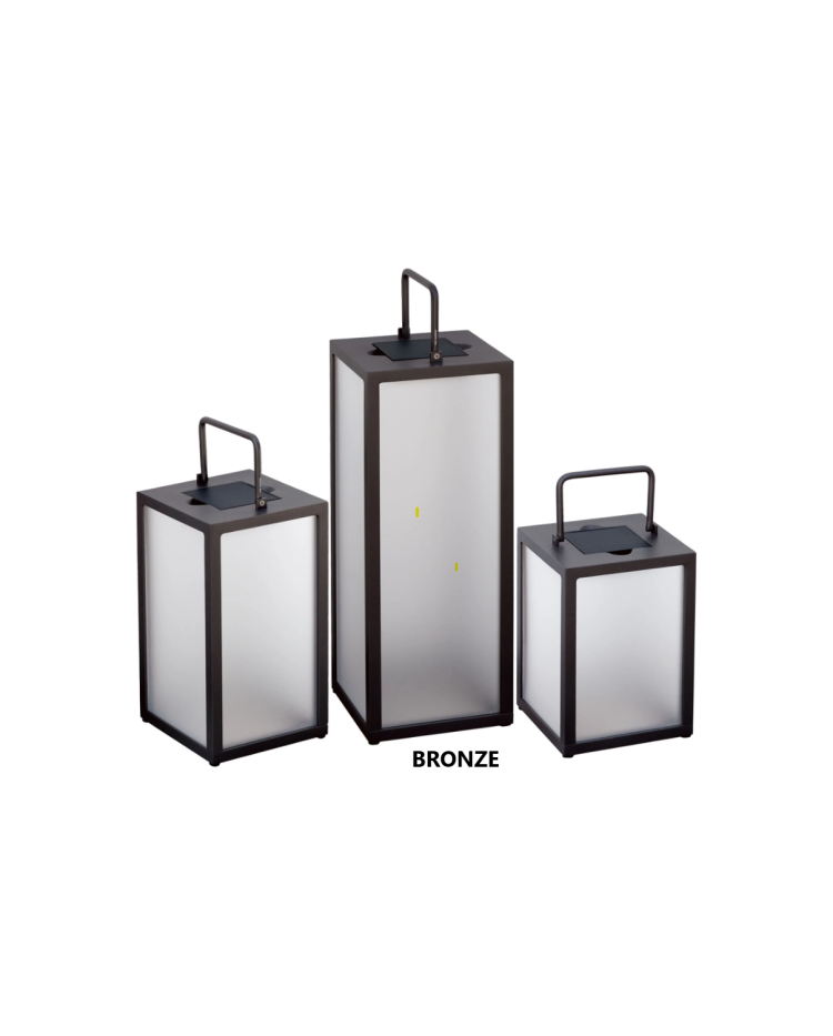 Tradition 2.0 Solar Outdoor Light Tradition 2.0 Solar Outdoor Light